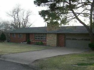 3 Mockingbird Ln, Wellington, KS 67152