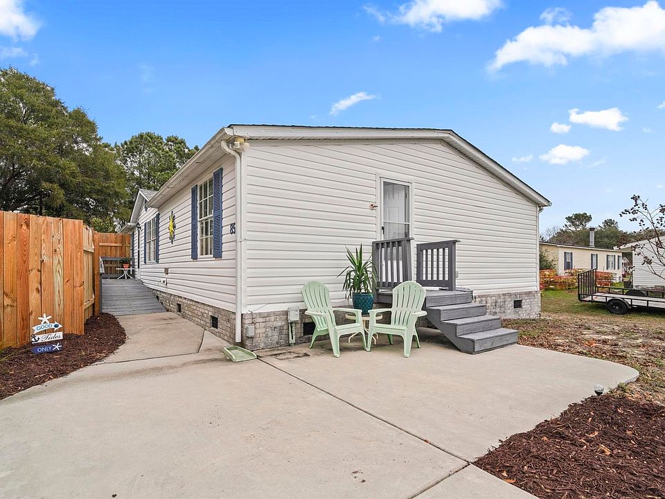 1st image of 854 Grouper Ct.
