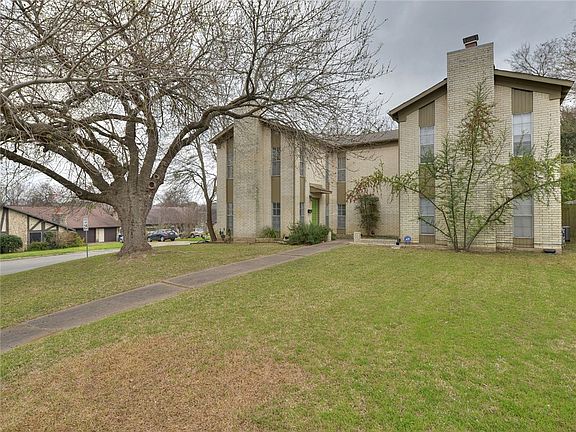 2nd image of 1911 Woodland Ave #A