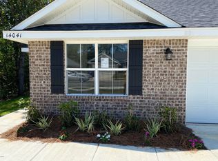 14041 Fox Hill Dr, Gulfport, MS 39503