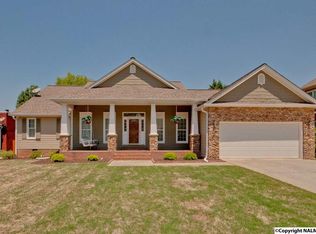 125 Leabrook Cir, Madison, AL 35758