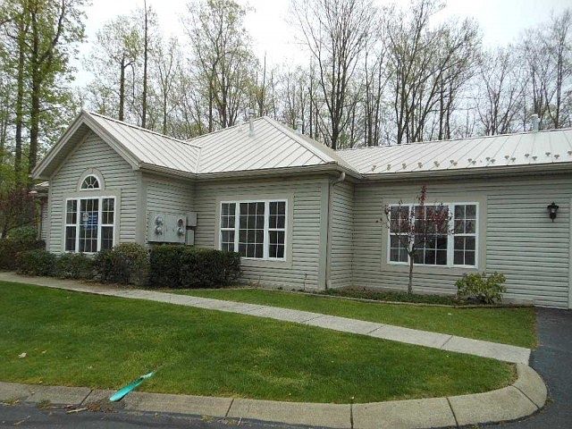2nd image of 11104 Dawn Dr