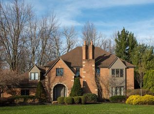 23499 Quail Holw, Westlake, OH
