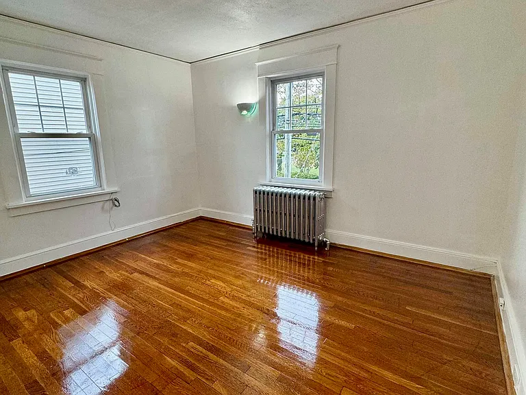547 Cove Rd #2 — Photo 5