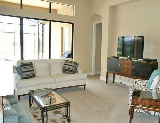3rd image of 7414 Acorn Way