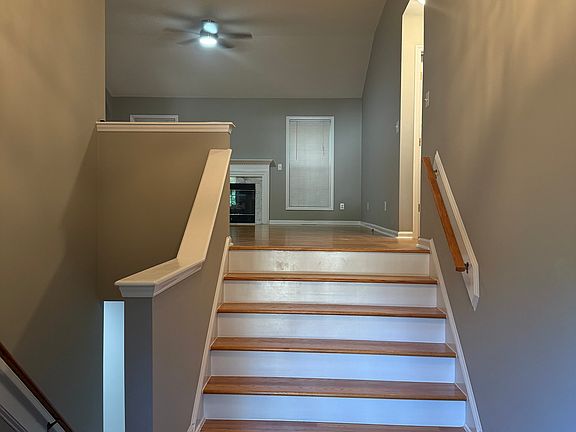 3rd image of 2607 Brick Hearth Dr