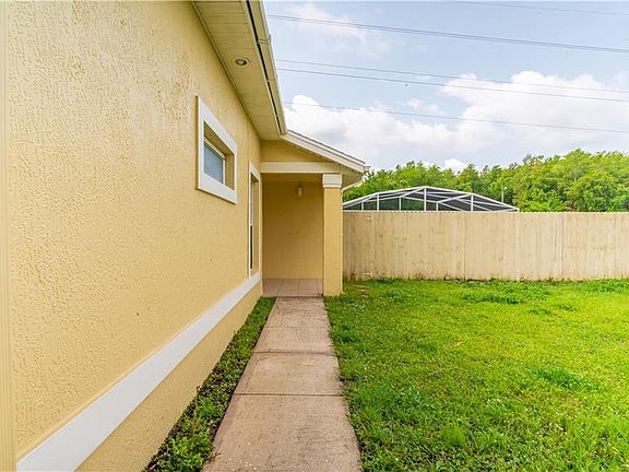 3rd image of 1012 Jackson Woods Ct