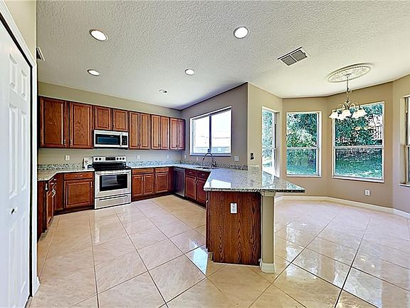 2nd image of 12821 Owasso Ln