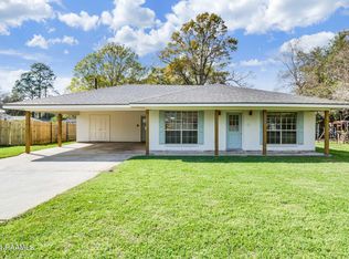 102 Wayland Dr, Lafayette, LA 70508