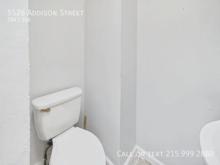 5526 Addison St — Photo 14