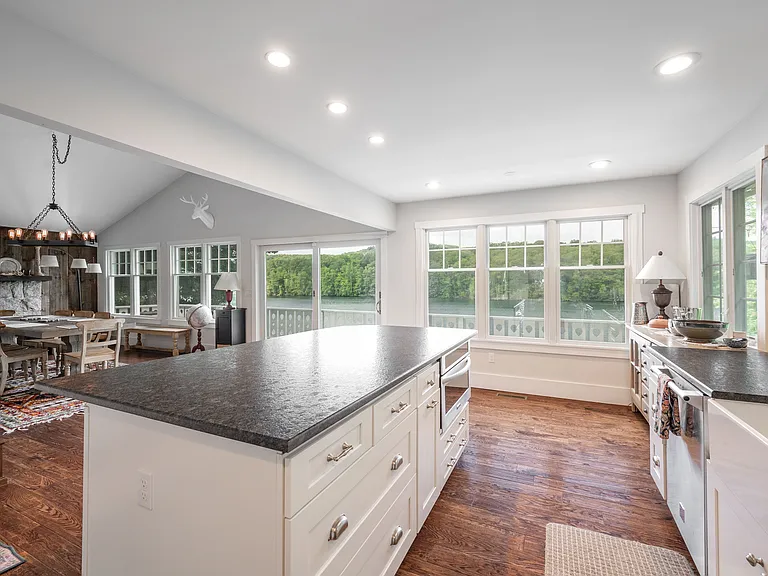 25 Terrace Dr — Photo 23
