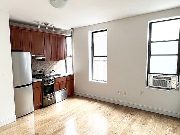 2nd image of 342 E 65th St APT 5RW