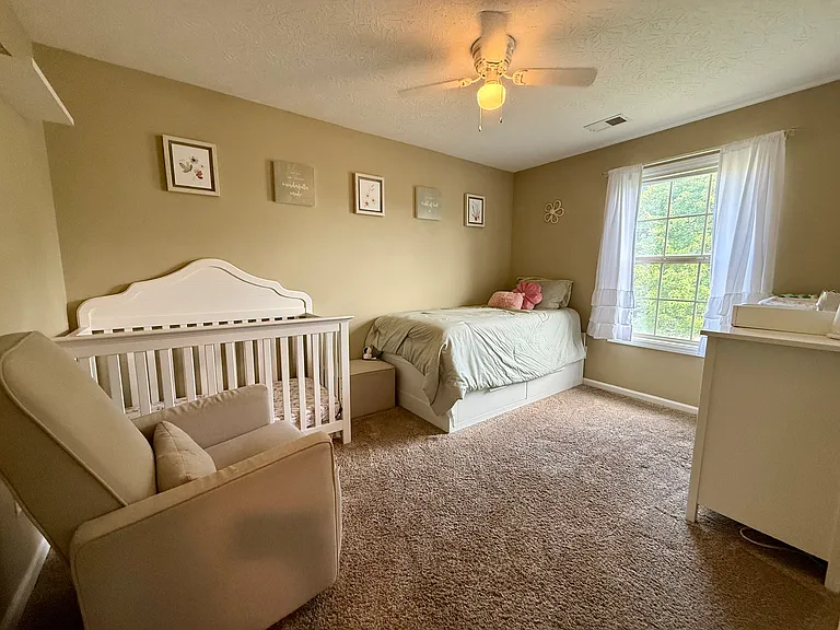 404 Sandersville Ct — Photo 18