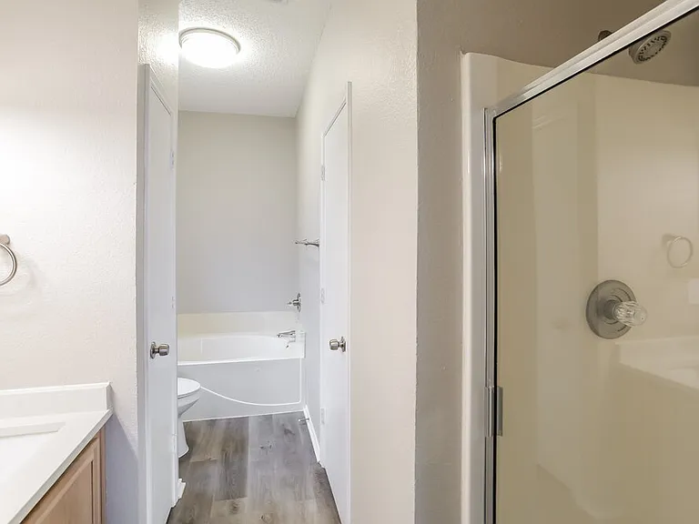 7213 Park Creek Cir W — Photo 10