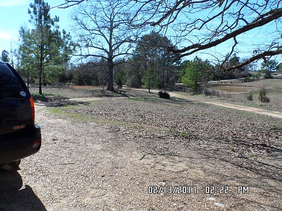 4th image of 16827 Highway 330