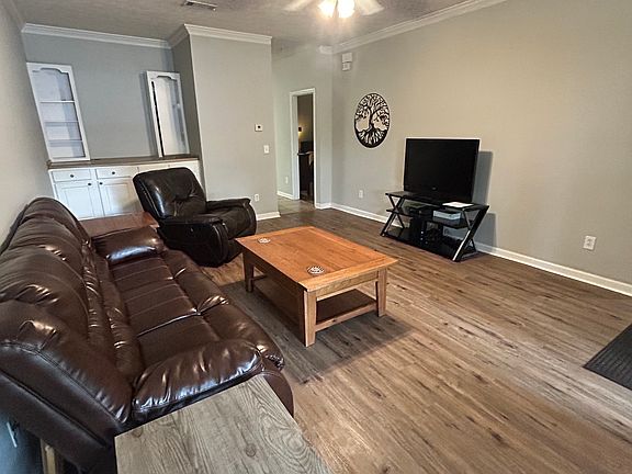 4th image of 674 Nissa Ct