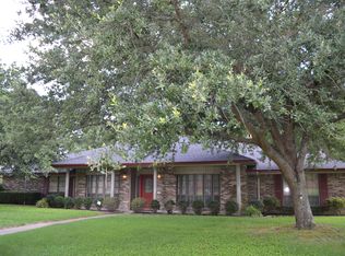 7 Rim Rd, Kilgore, TX 75662