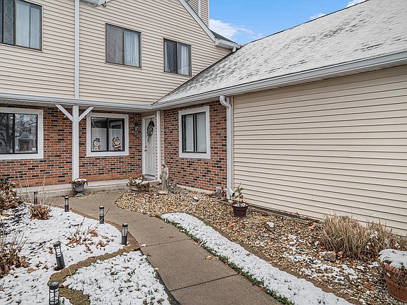 2nd image of 1102 Saratoga Dr