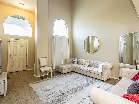4th image of 6011 Narciso Dr