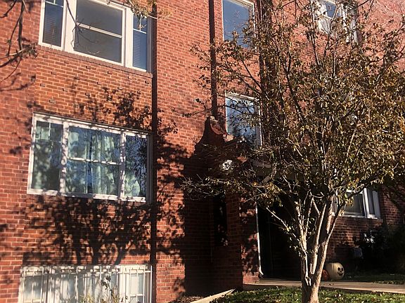 2nd image of 1422 N Downing St APT 7