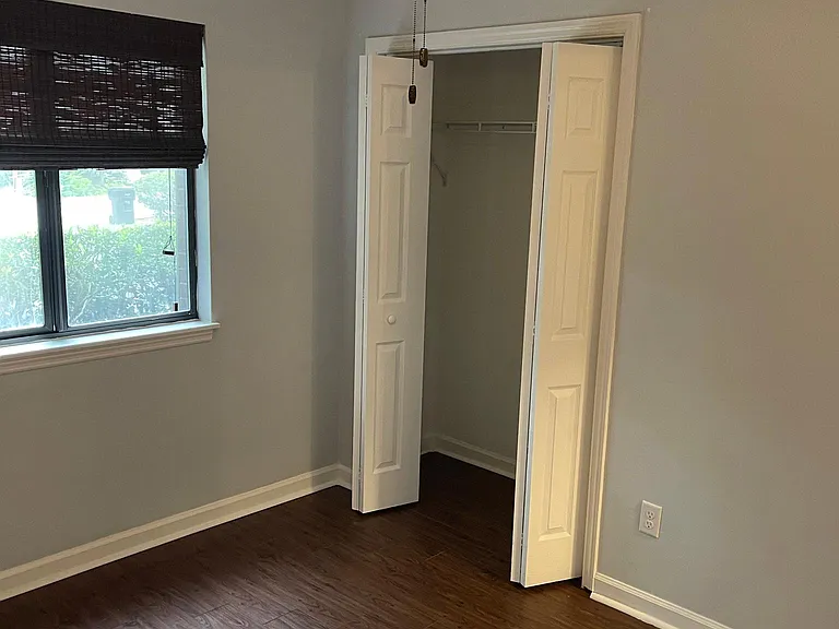 124 Locke St #B — Photo 12