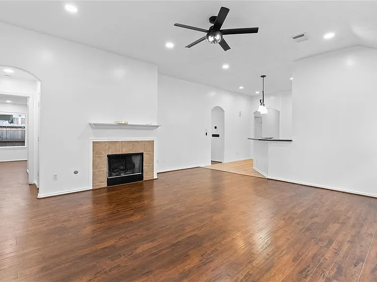 15323 Redbud Berry Way — Photo 5