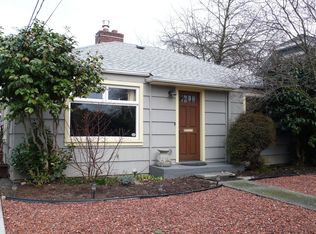 8434 Seward Park Ave S, Seattle, WA 98118