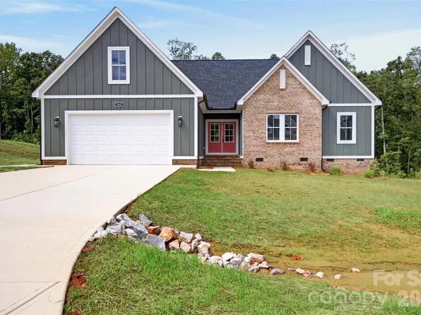 265 Autumn Blaze St, China Grove, NC 28023