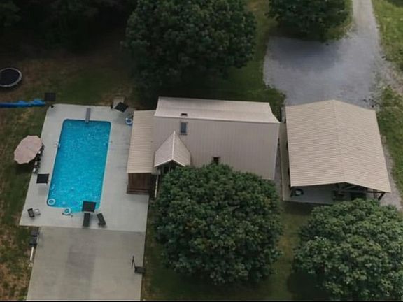 3rd image of 2838 Mountain View Rd