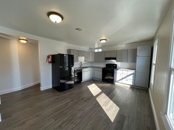 336 Coal St #2