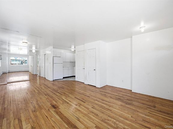 2nd image of 16914 144th Road