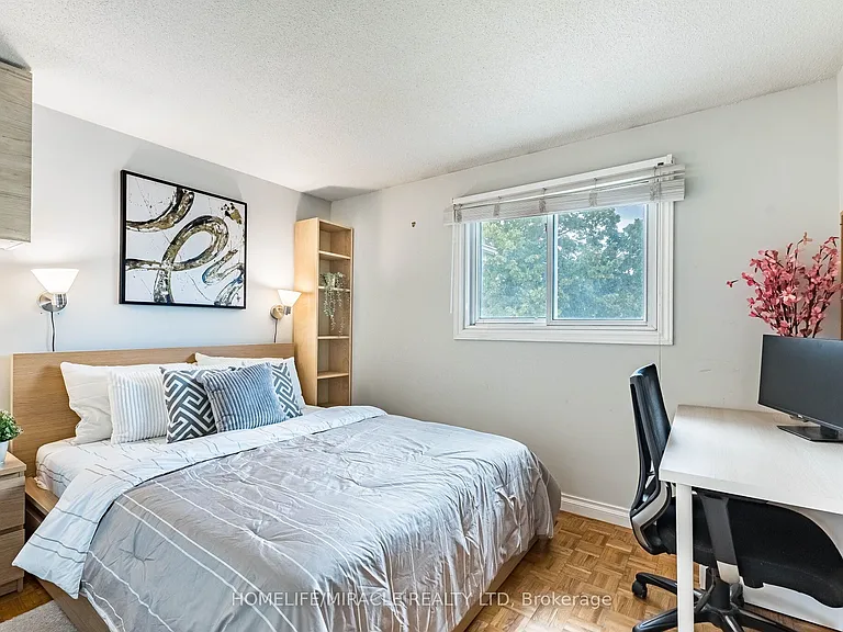 2335 Council Ring Rd — Photo 39