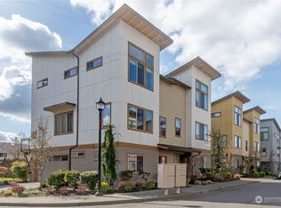 4525 NE 3rd Ln, Renton, WA 98059