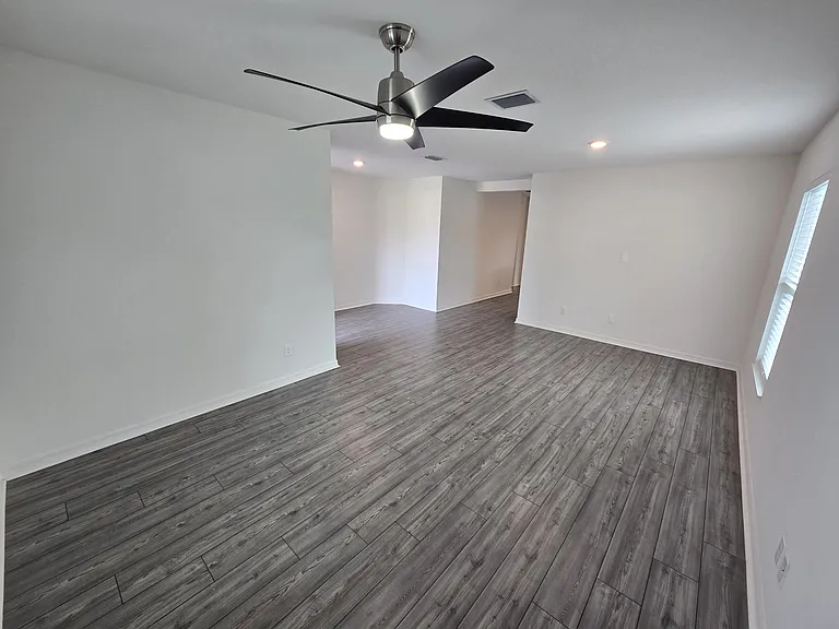 2198 SW Algiers St — Photo 21
