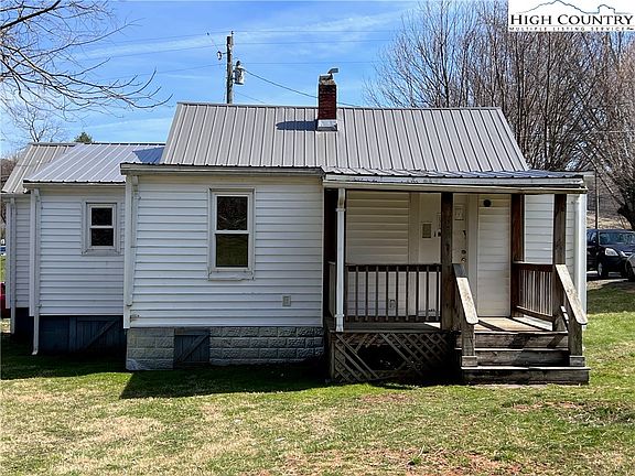 3rd image of 414 Mountain Avenue