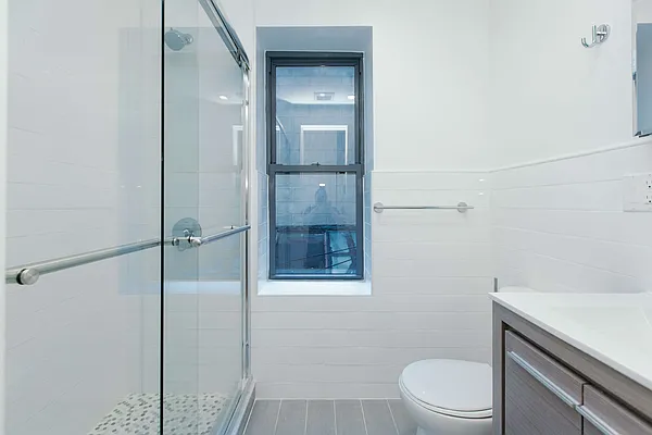 Rented by Nooklyn NYC LLC | media 80