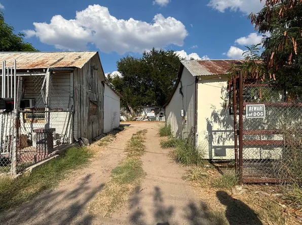 103 San Jorge Ave, Laredo, TX 78040