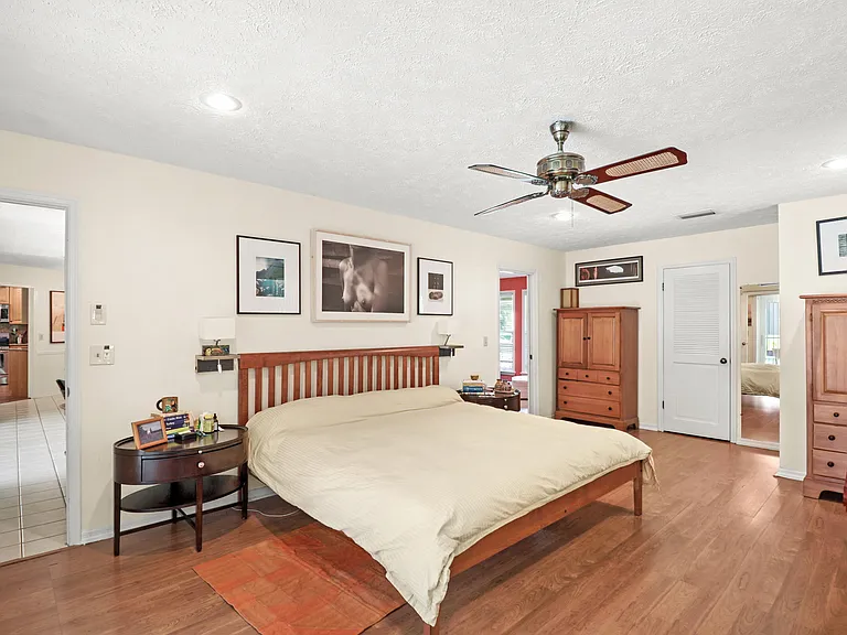 1974 SW Saint Andrews Dr — Photo 18