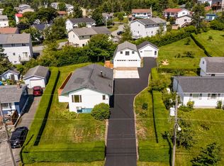 46 Himmelman Dr, Eastern Passage, NS B3G 1H8