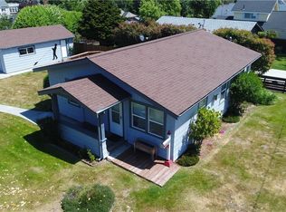 1520 11th St, Anacortes, WA 98221