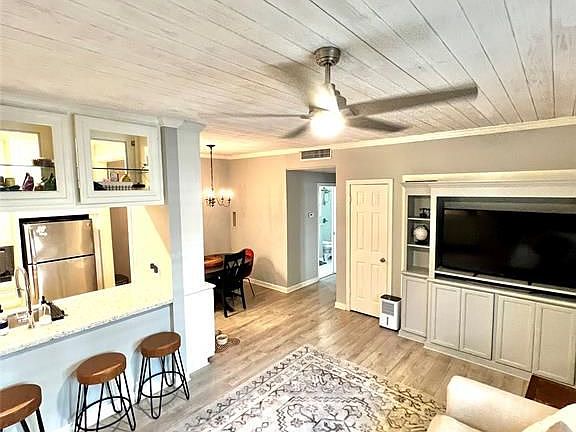 3rd image of 706 Bering Dr #105