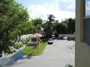 2nd image of 16410 Miami Dr APT 306