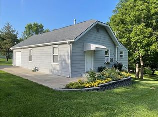 6701 River Rd, Liberty, MO 64068