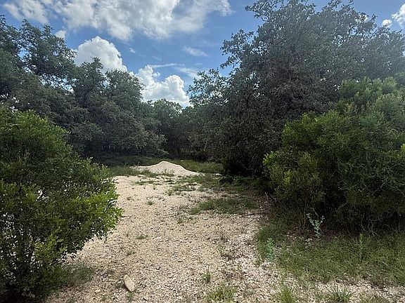 2nd image of 197 Rainbow Dr