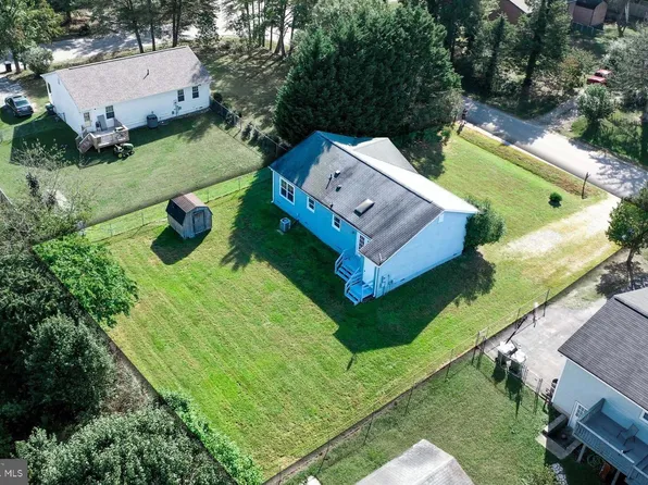 121 Gallimore Dr, Fredericksburg, VA 22407