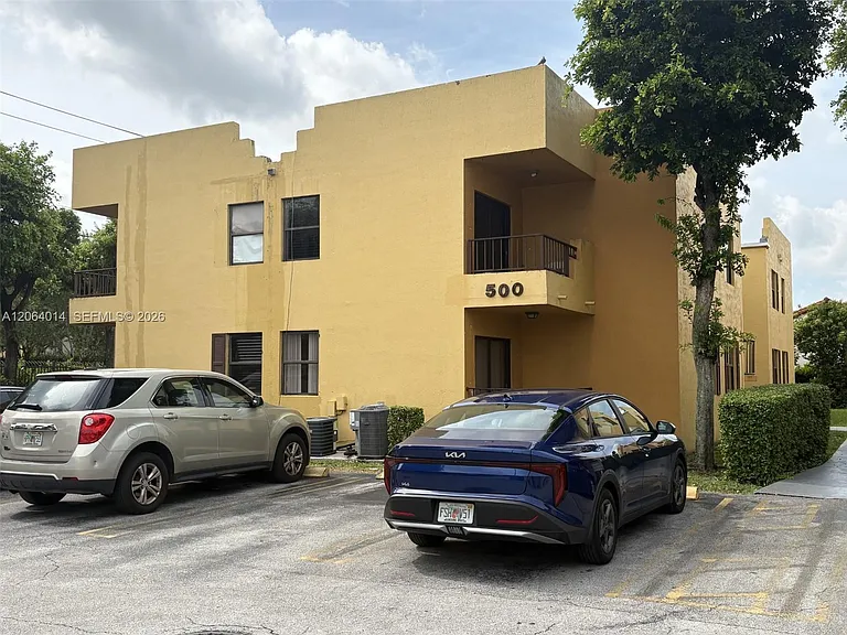 500 NW 114th Ave #101 — Photo 1