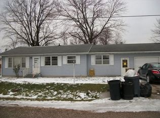 202 W 4th St, Vandalia, MO 63382