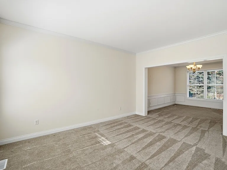 7822 Remington Rd — Photo 31
