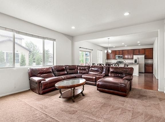 3rd image of 10322 S Venenzia View Way