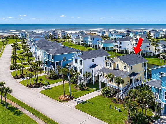 2nd image of 4118 Green Heron Dr